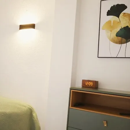 Zentrales, Modernes Fuer 2 Mit Parkplatz Apartman *